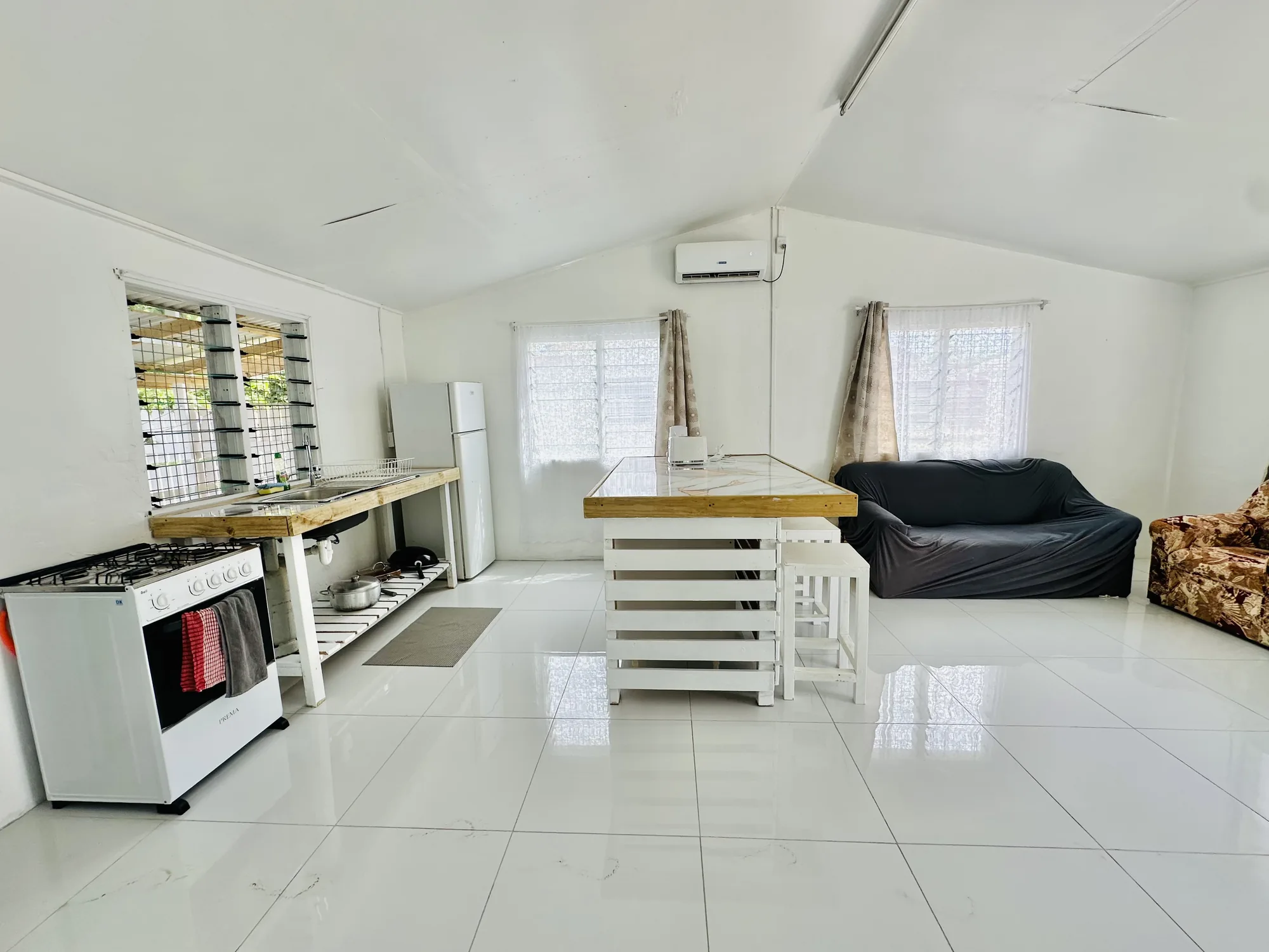 Coral Cottage Kitchen Living