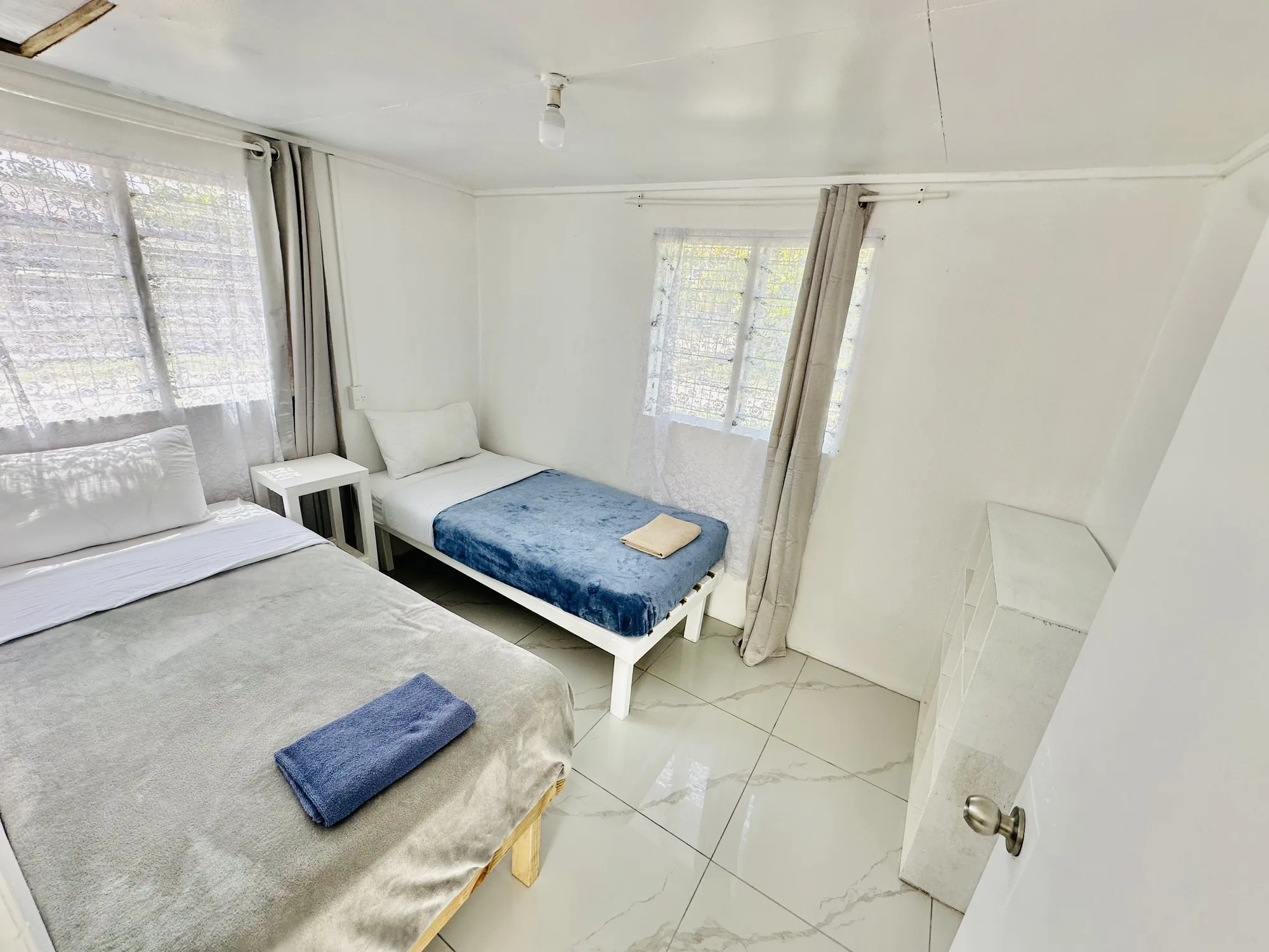 Kava Cottage Twin Bedroom