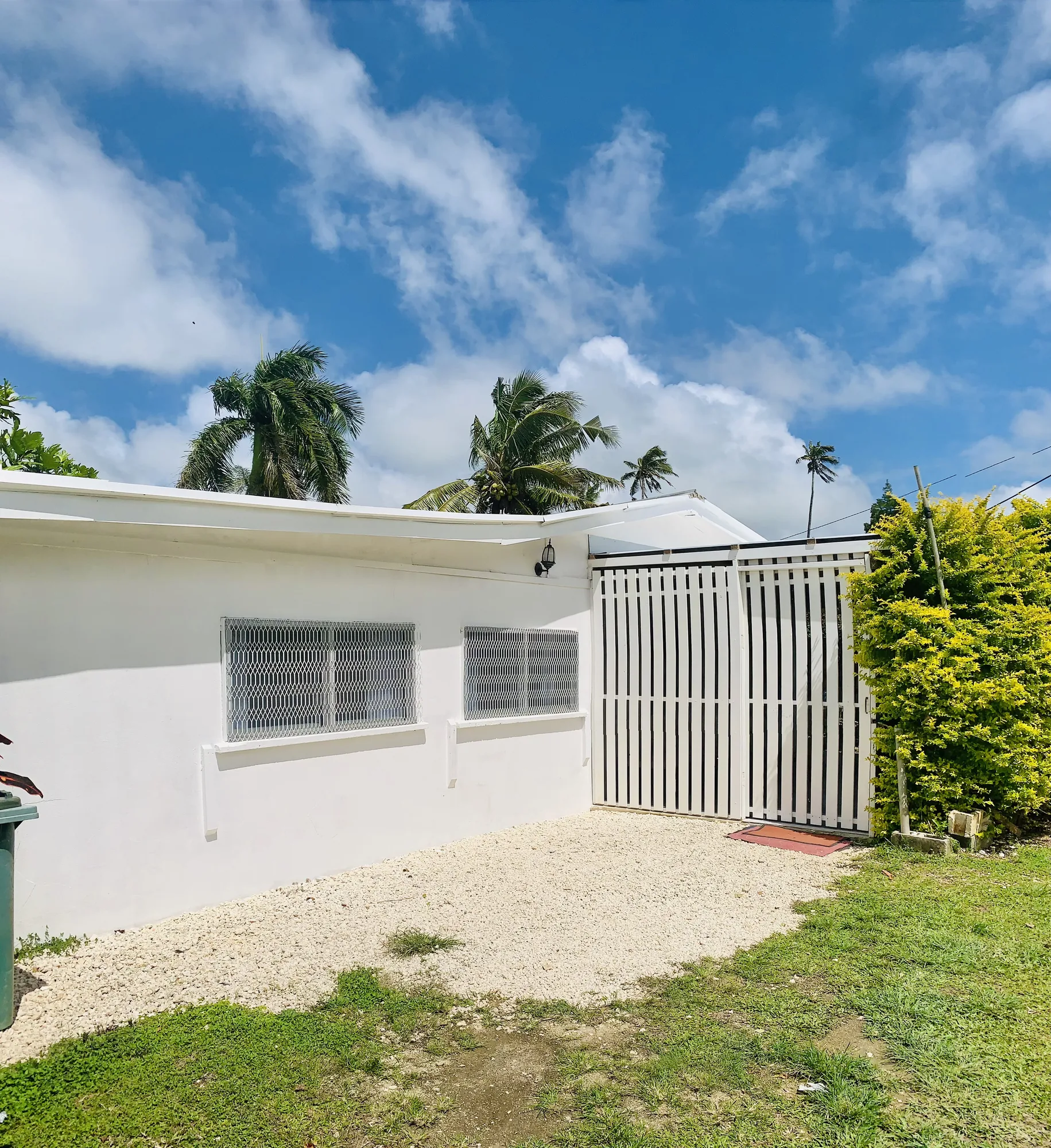 Tonga Cottage Exterior