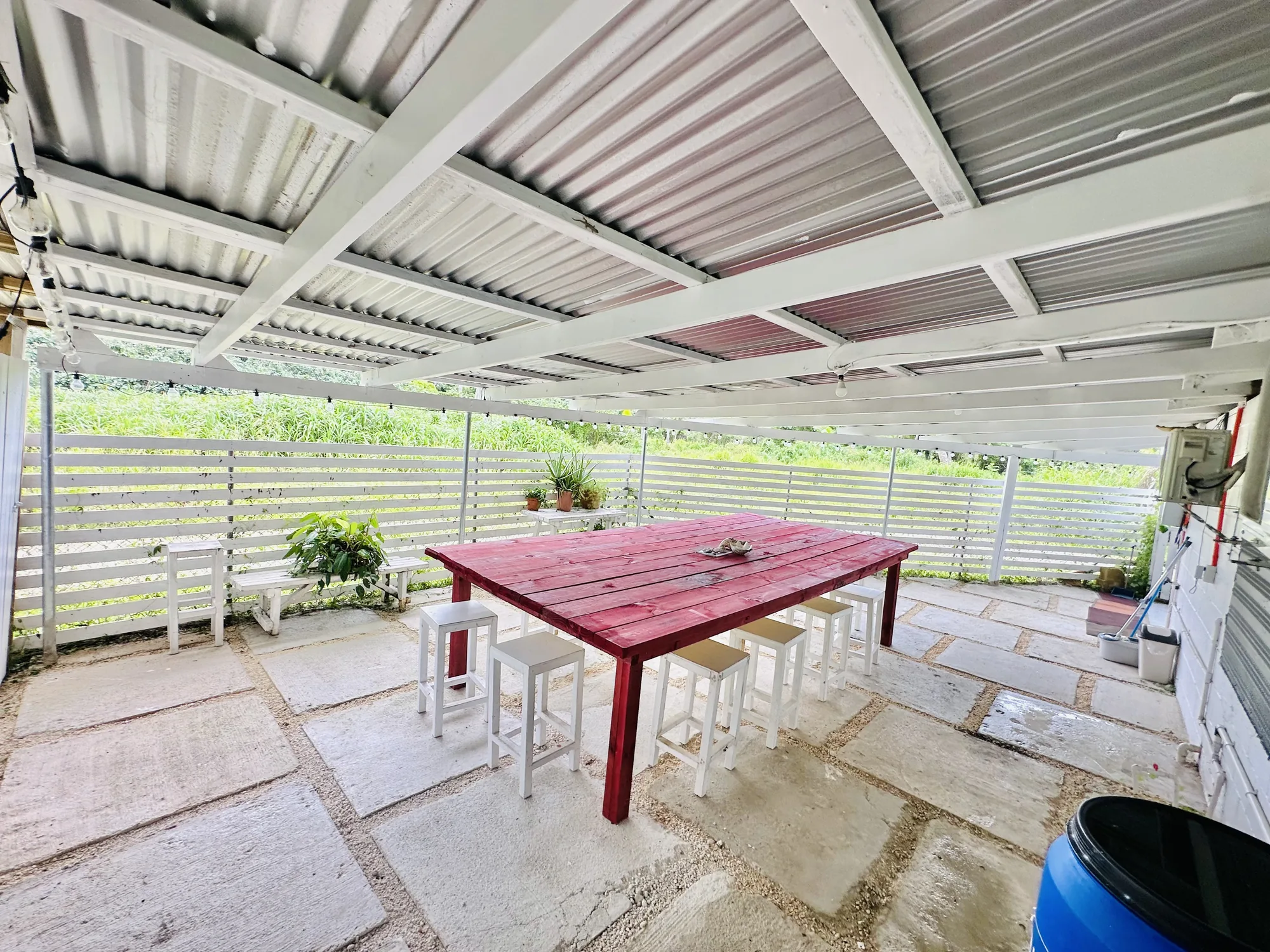 Tonga Cottage Outdoor Dining