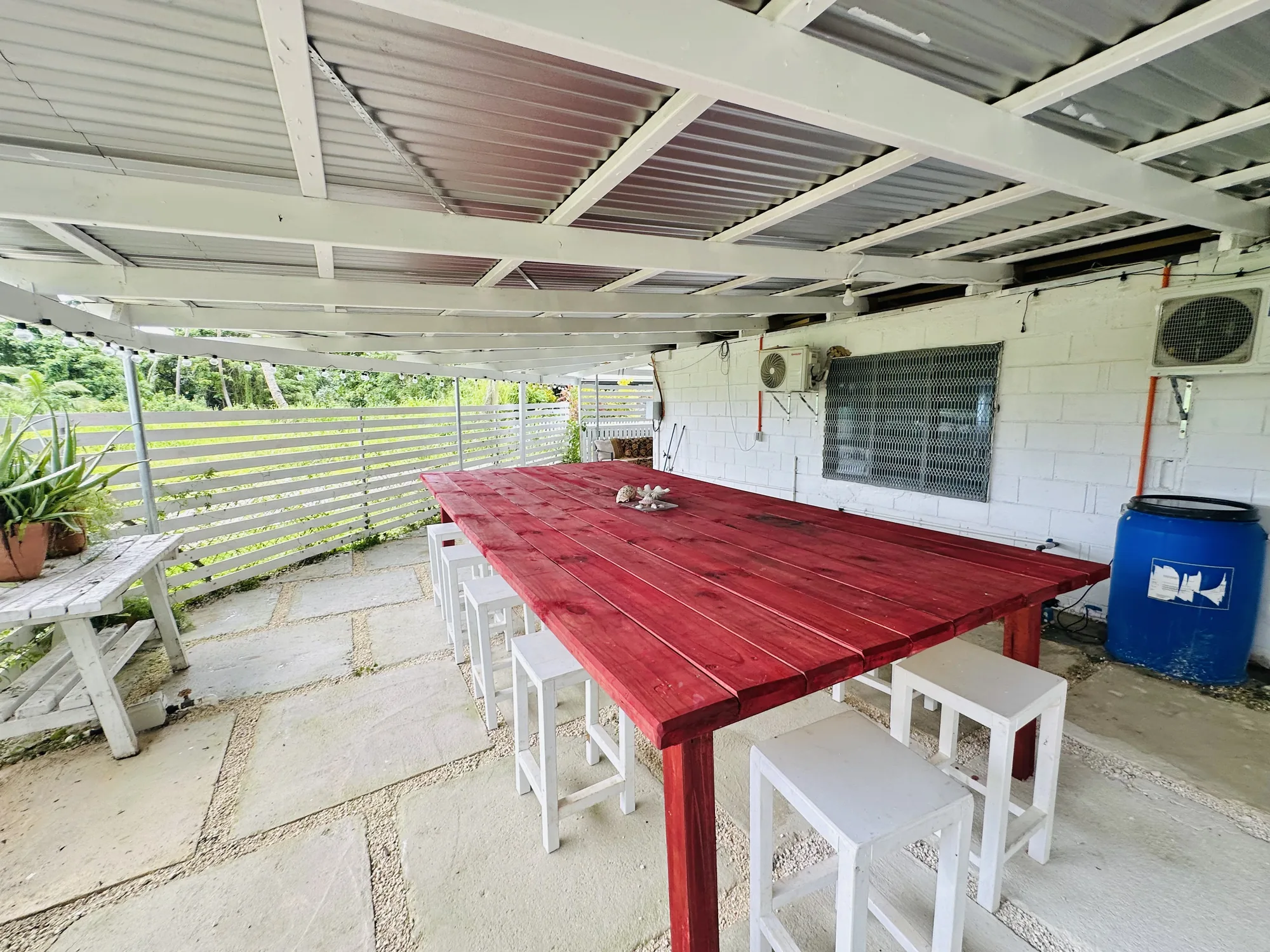 Tonga Cottage Outdoor Dining