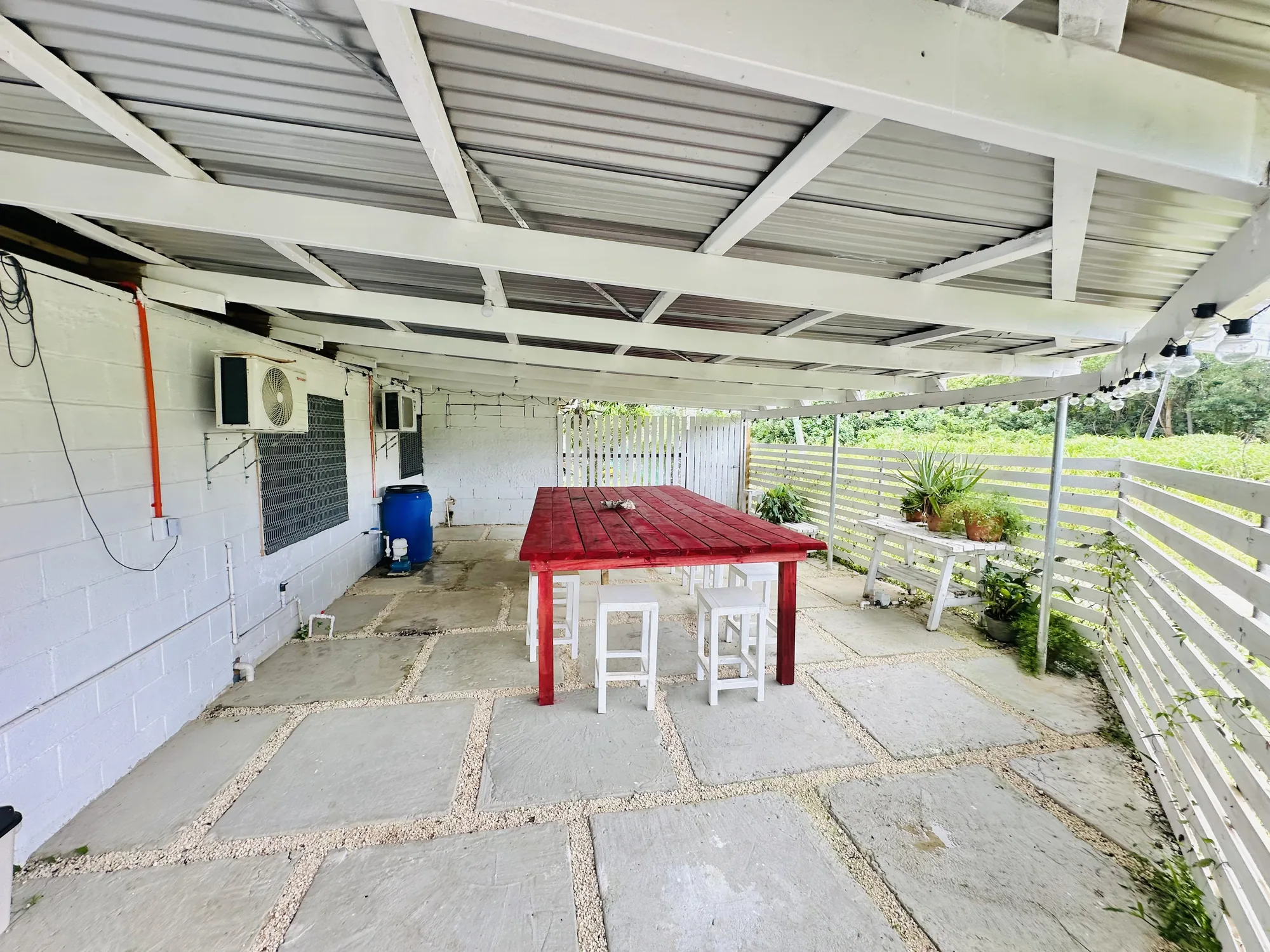 Tonga Cottage Outdoor Dining
