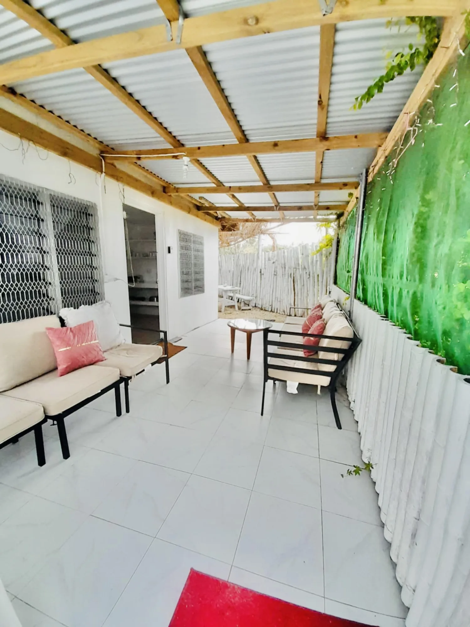 Tonga Cottage Veranda