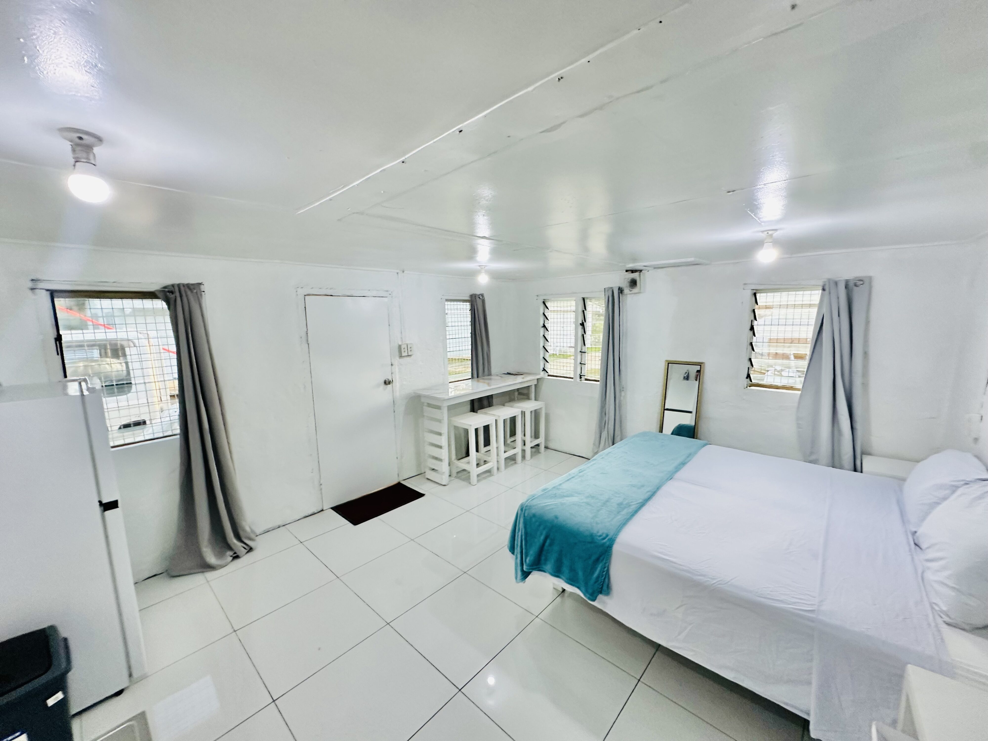 Aqua Cottage Studio Room