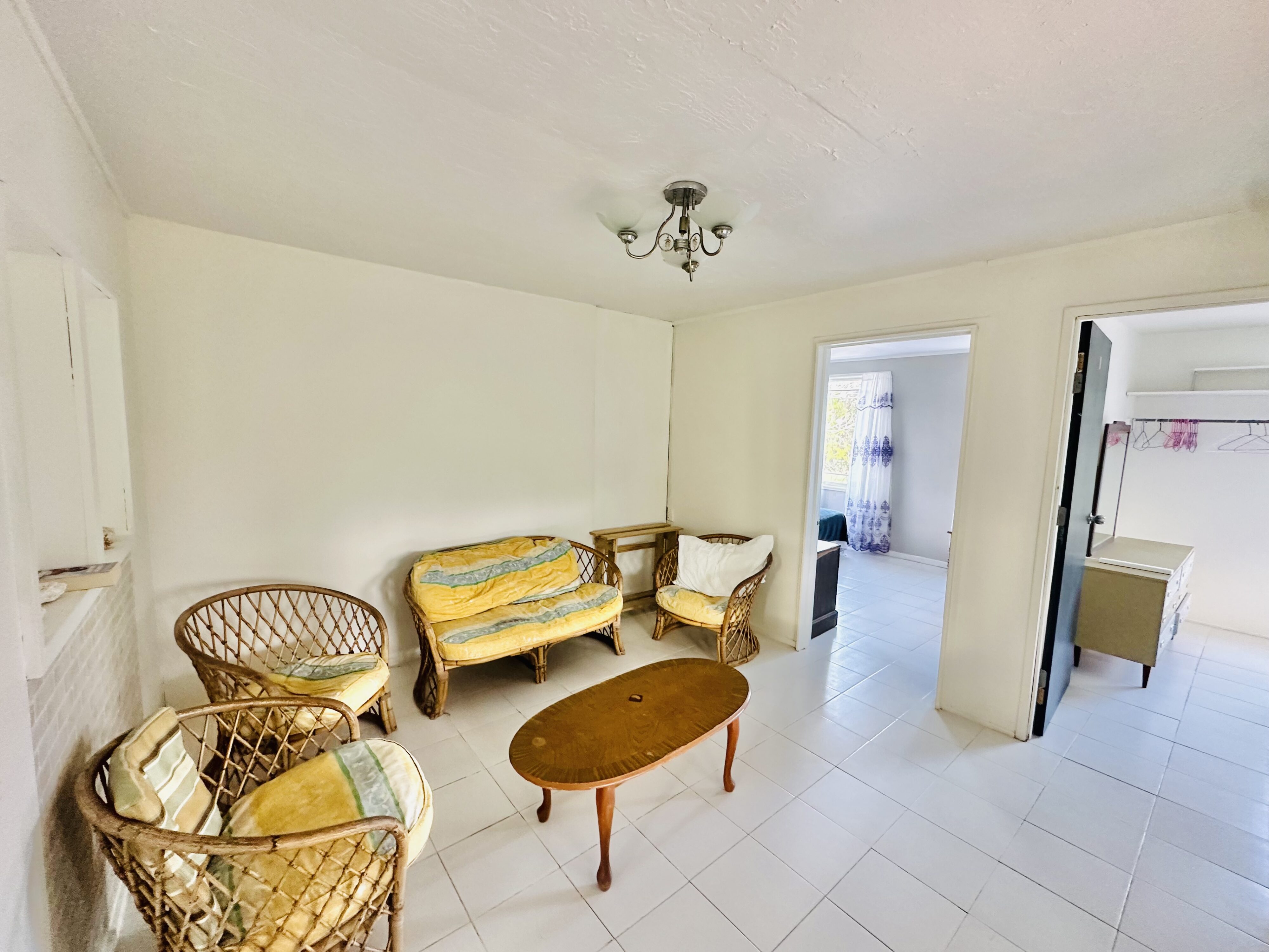Nukualofa Cottage Living Room