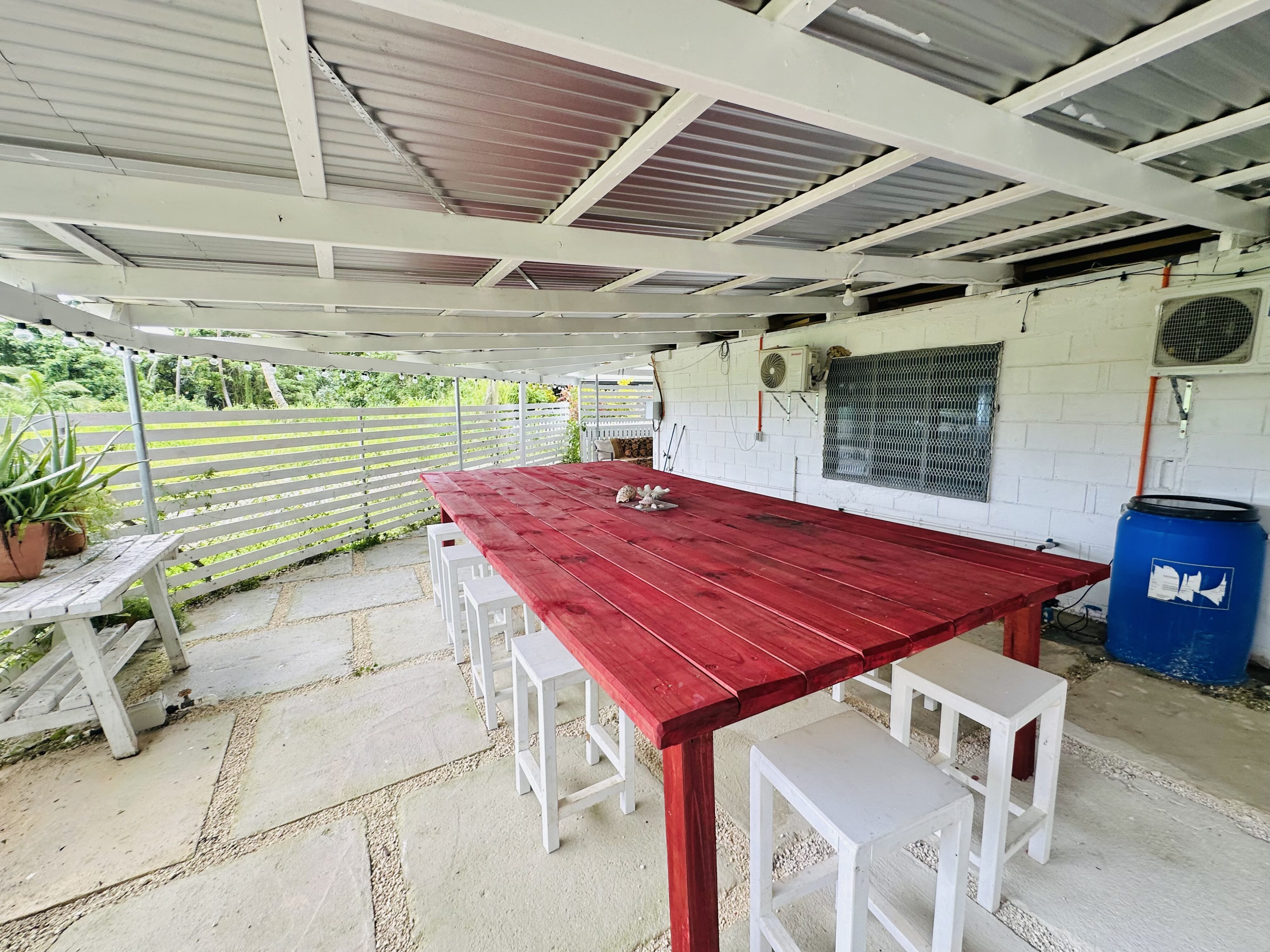 Tonga Cottage Outdoor Dining